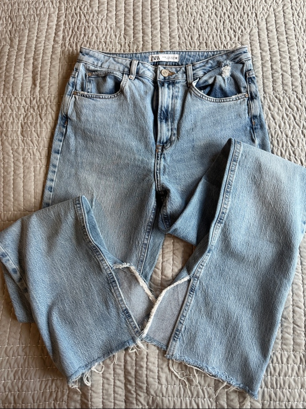 Zara Light Blue Distressed Raw Hem Jeans With Inner Leg Slit at Hem Women’s 8